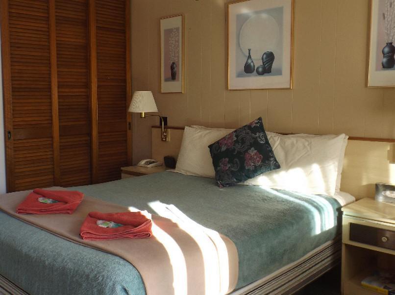 Windmill Motel วูลองกอง ภายนอก รูปภาพ